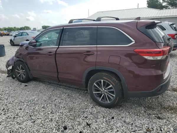 5TDJZRFH4JS865046 2018 TOYOTA HIGHLANDER - Image 2