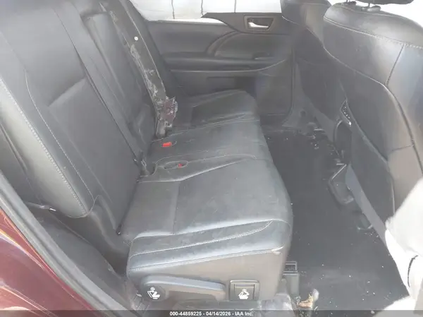 5TDJZRFH4JS903827 2018 TOYOTA HIGHLANDER - Image 8