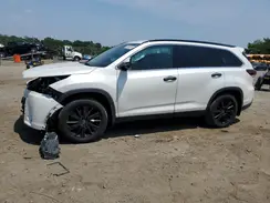 5TDJZRFH4KS566044 2019 TOYOTA HIGHLANDER