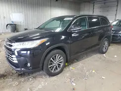 5TDJZRFH4KS579165 2019 TOYOTA HIGHLANDER