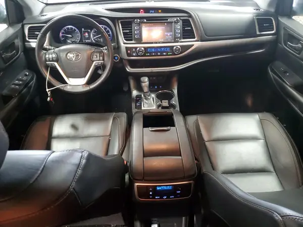 5TDJZRFH4KS579165 2019 TOYOTA HIGHLANDER - Image 8