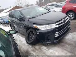 5TDJZRFH4KS585872 2019 TOYOTA HIGHLANDER
