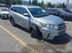 5TDJZRFH4KS588089 2019 TOYOTA HIGHLANDER
