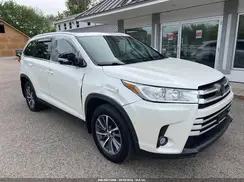 5TDJZRFH4KS588142 2019 TOYOTA HIGHLANDER