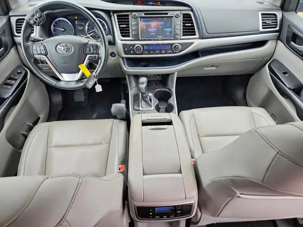 5TDJZRFH4KS588691 2019 TOYOTA HIGHLANDER - Image 8
