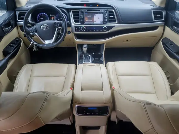 5TDJZRFH4KS591381 2019 TOYOTA HIGHLANDER - Image 8