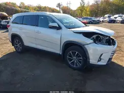 5TDJZRFH4KS601892 2019 TOYOTA HIGHLANDER