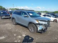 5TDJZRFH4KS605313 2019 TOYOTA HIGHLANDER