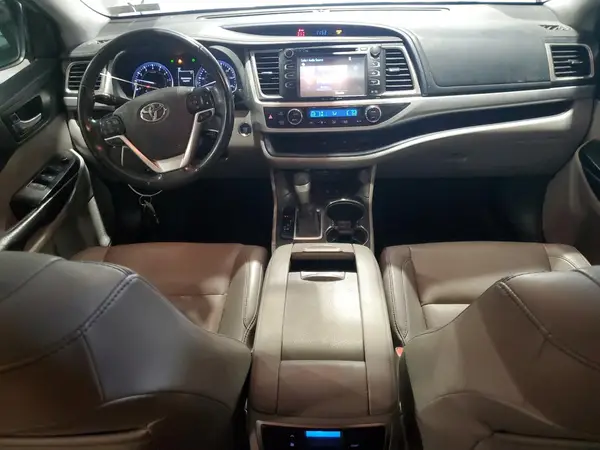 5TDJZRFH4KS607398 2019 TOYOTA HIGHLANDER - Image 8