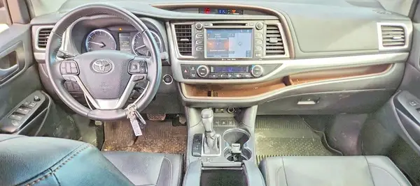 5TDJZRFH4KS610785 2019 TOYOTA HIGHLANDER - Image 8