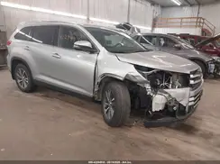 5TDJZRFH4KS612004 2019 TOYOTA HIGHLANDER