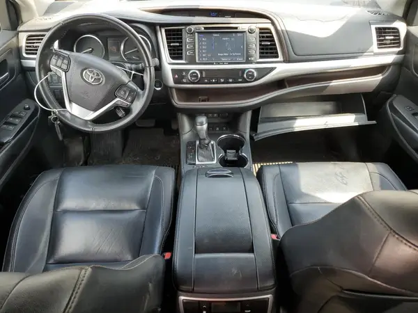 5TDJZRFH4KS612262 2019 TOYOTA HIGHLANDER - Image 8