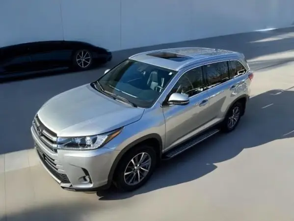 5TDJZRFH4KS61517X 2019 TOYOTA HIGHLANDER - Image 1
