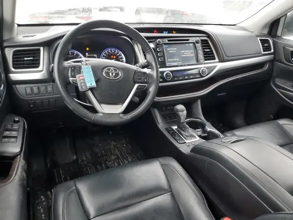 5TDJZRFH4KS617333 2019 TOYOTA HIGHLANDER - Image 8