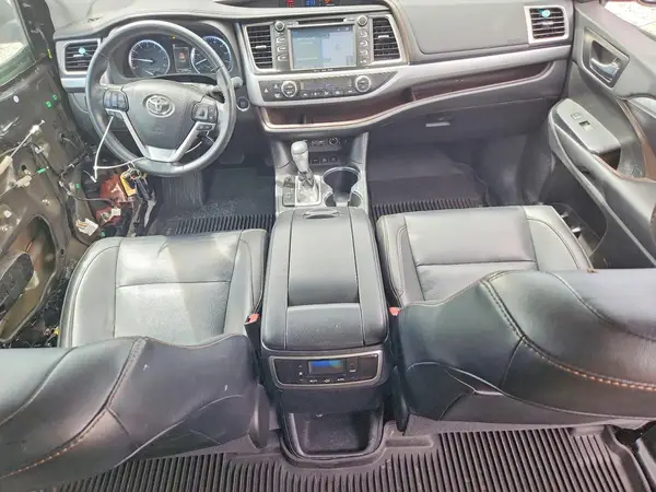 5TDJZRFH4KS619048 2019 TOYOTA HIGHLANDER - Image 8