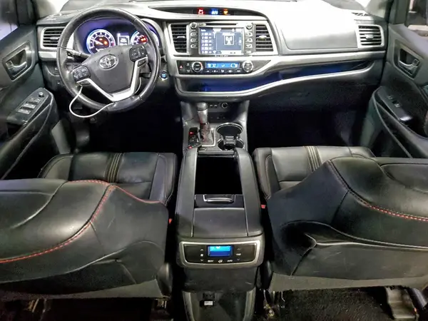 5TDJZRFH4KS622774 2019 TOYOTA HIGHLANDER - Image 8