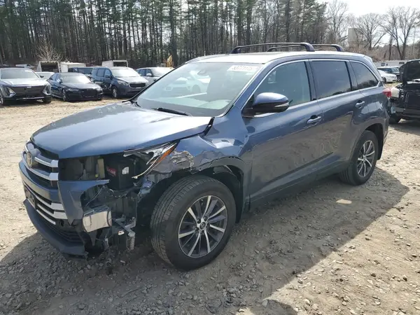 5TDJZRFH4KS700244 2019 TOYOTA HIGHLANDER - Image 1