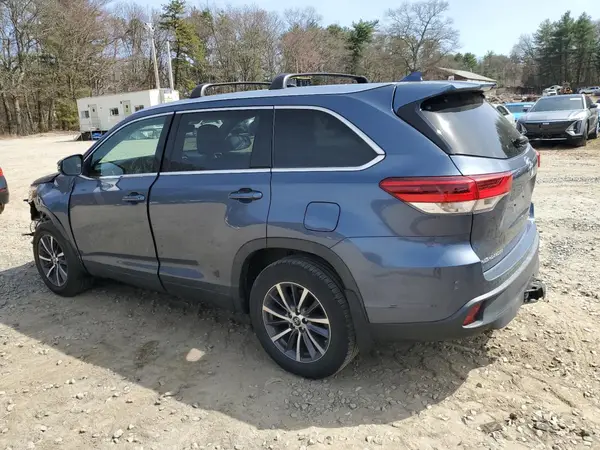 5TDJZRFH4KS700244 2019 TOYOTA HIGHLANDER - Image 2