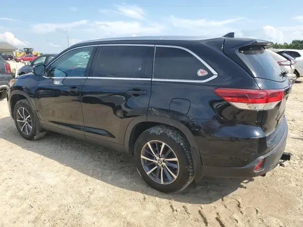 5TDJZRFH4KS715620 2019 TOYOTA HIGHLANDER - Image 2