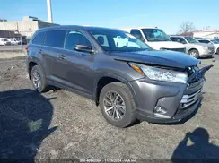5TDJZRFH4KS715827 2019 TOYOTA HIGHLANDER