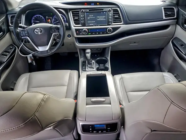 5TDJZRFH4KS916031 2019 TOYOTA HIGHLANDER - Image 8