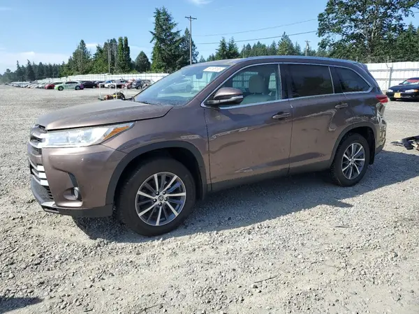 5TDJZRFH4KS954987 2019 TOYOTA HIGHLANDER - Image 1