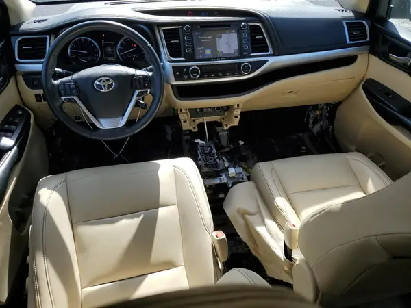 5TDJZRFH4KS954987 2019 TOYOTA HIGHLANDER - Image 8
