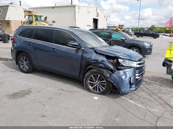 5TDJZRFH4KS960322 2019 TOYOTA HIGHLANDER - Image 1
