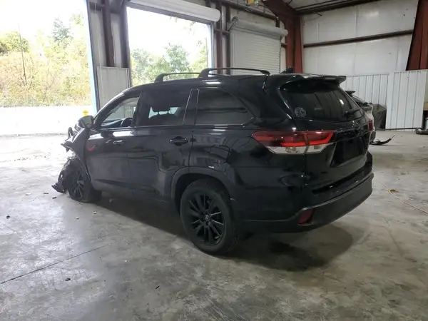 5TDJZRFH4KS961342 2019 TOYOTA HIGHLANDER - Image 2