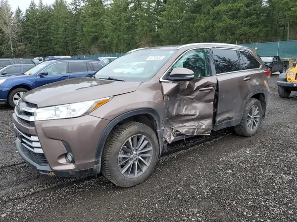 5TDJZRFH4KS971708 2019 TOYOTA HIGHLANDER - Image 1