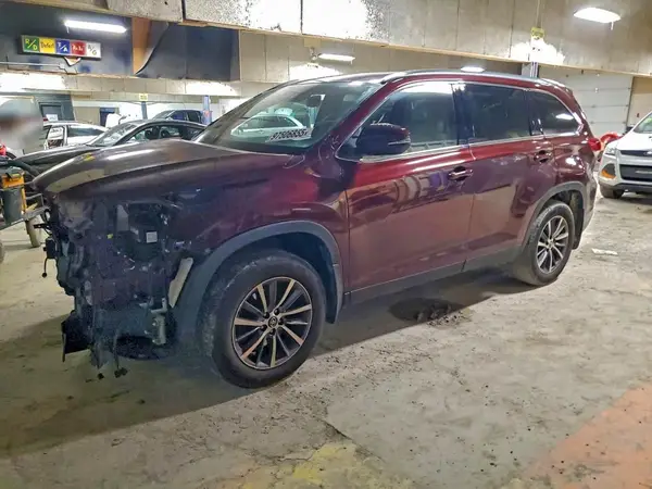 5TDJZRFH4KS983065 2019 TOYOTA HIGHLANDER - Image 1