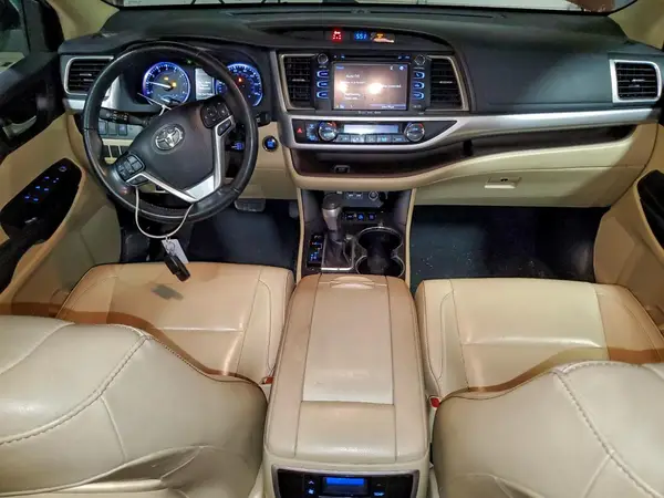 5TDJZRFH4KS983065 2019 TOYOTA HIGHLANDER - Image 8