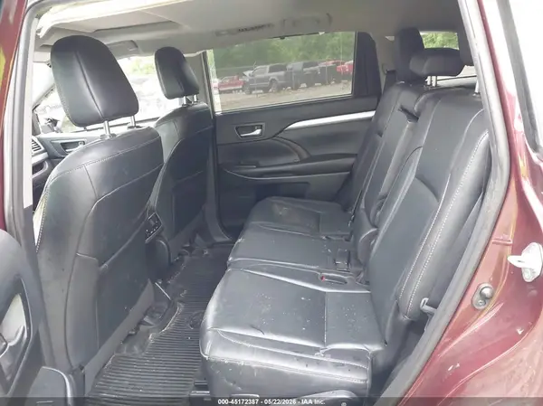 5TDJZRFH4KS985897 2019 TOYOTA HIGHLANDER - Image 8