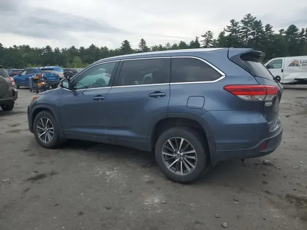 5TDJZRFH4KS988721 2019 TOYOTA HIGHLANDER - Image 2