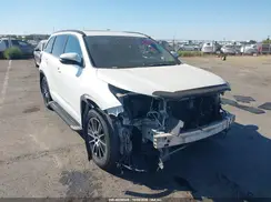 5TDJZRFH5HS357226 2017 TOYOTA HIGHLANDER