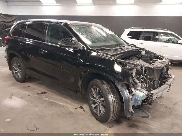 5TDJZRFH5HS367013 2017 TOYOTA HIGHLANDER - Image 1