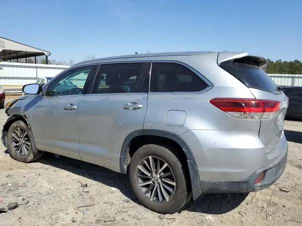 5TDJZRFH5HS373734 2017 TOYOTA HIGHLANDER - Image 2