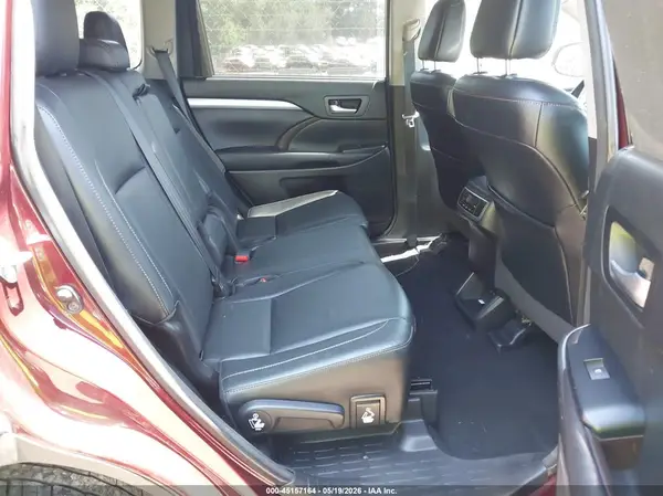 5TDJZRFH5HS375144 2017 TOYOTA HIGHLANDER - Image 8