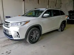 5TDJZRFH5HS390002 2017 TOYOTA HIGHLANDER