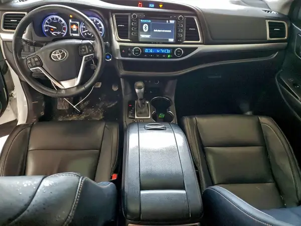 5TDJZRFH5HS390002 2017 TOYOTA HIGHLANDER - Image 8