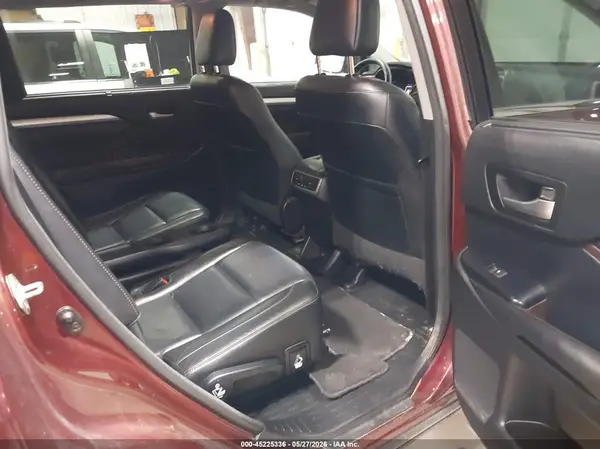 5TDJZRFH5HS398939 2017 TOYOTA HIGHLANDER - Image 8