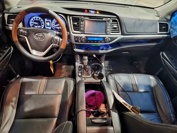 5TDJZRFH5HS408613 2017 TOYOTA HIGHLANDER - Image 8