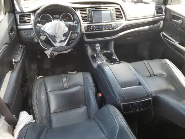5TDJZRFH5HS416159 2017 TOYOTA HIGHLANDER - Image 8