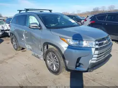 5TDJZRFH5HS430014 2017 TOYOTA HIGHLANDER