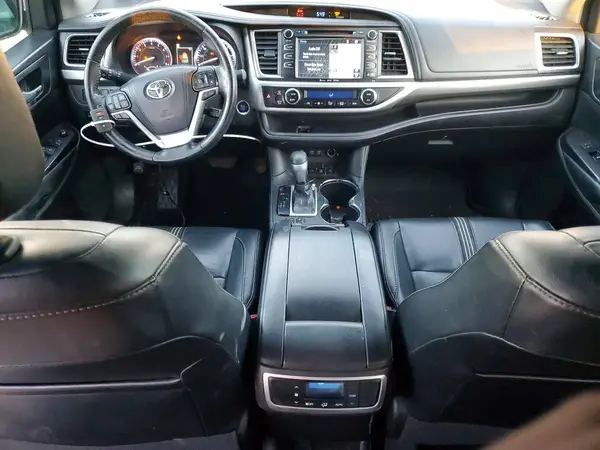 5TDJZRFH5HS433480 2017 TOYOTA HIGHLANDER - Image 8