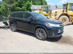 5TDJZRFH5HS452045 2017 TOYOTA HIGHLANDER