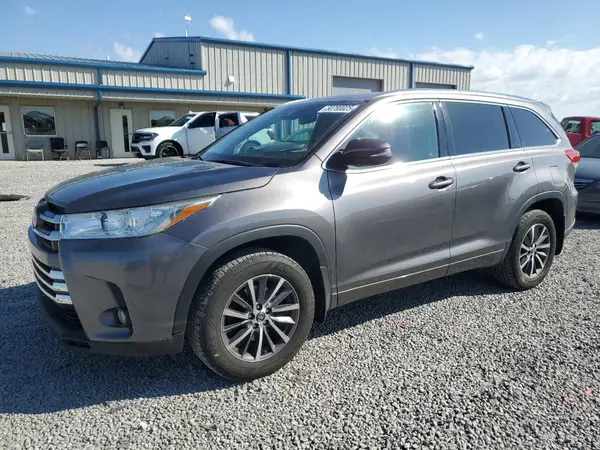 5TDJZRFH5HS456984 2017 TOYOTA HIGHLANDER - Image 1