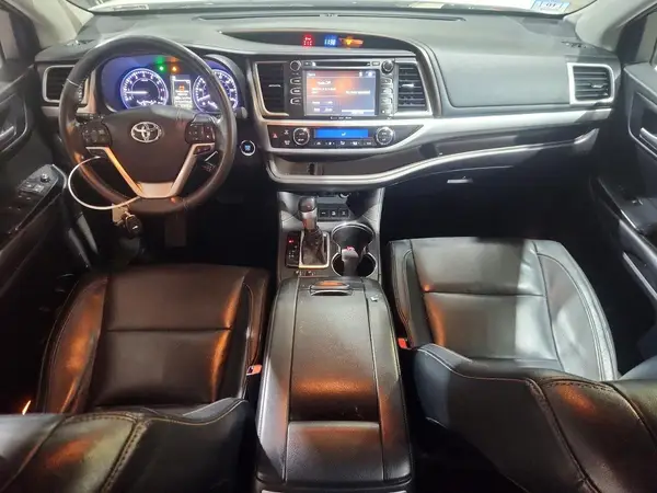 5TDJZRFH5HS457939 2017 TOYOTA HIGHLANDER - Image 8
