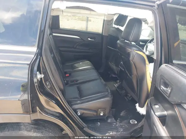 5TDJZRFH5HS469850 2017 TOYOTA HIGHLANDER - Image 8