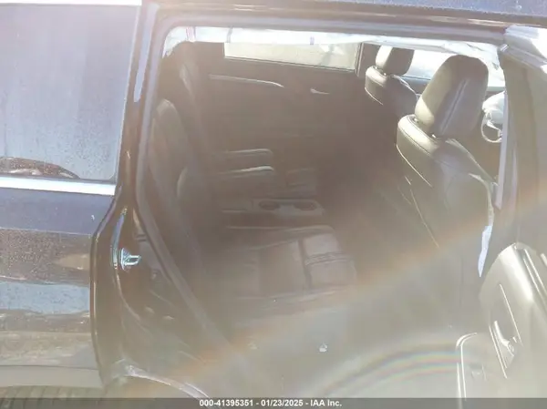 5TDJZRFH5HS507769 2017 TOYOTA HIGHLANDER - Image 8